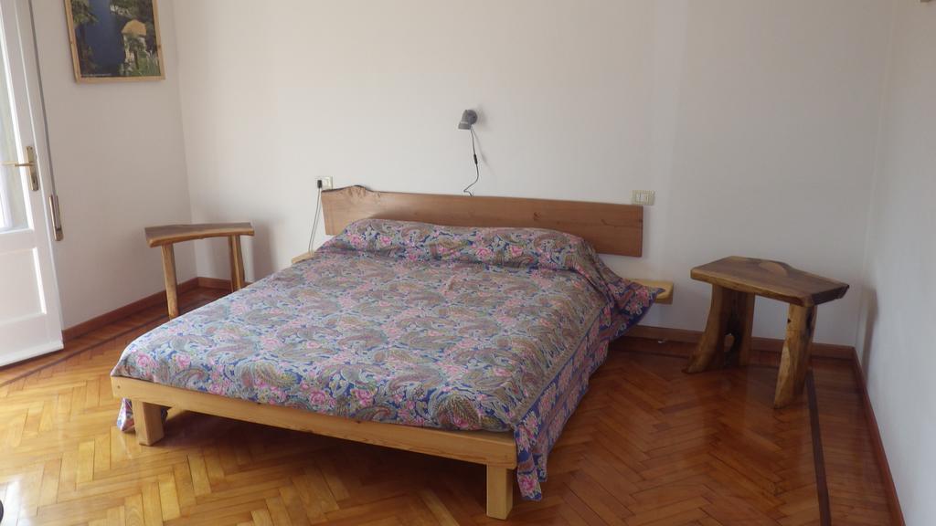 B&B Il Cortile Valmadrera Room photo